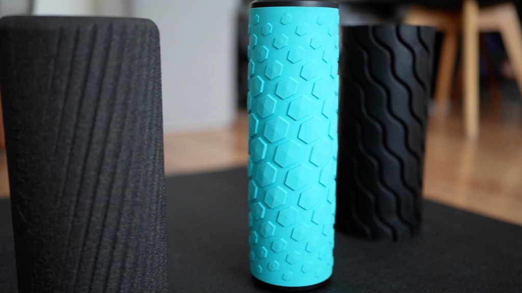 Which vibrating foam roller is the best? Hyperice vs Therabody vs