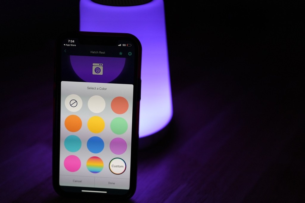 Hatch Rest hands-on review, a smart device teaching kids smart sleep habits