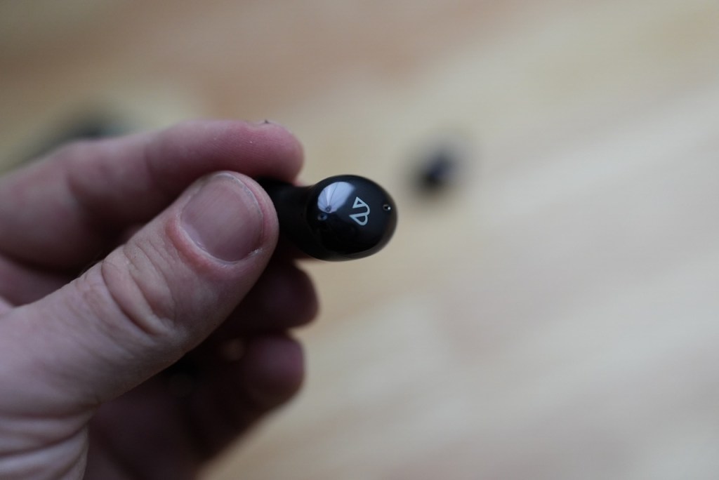 Back Bay Tempo 30 Review: The Best Cheap Wireless Earbuds