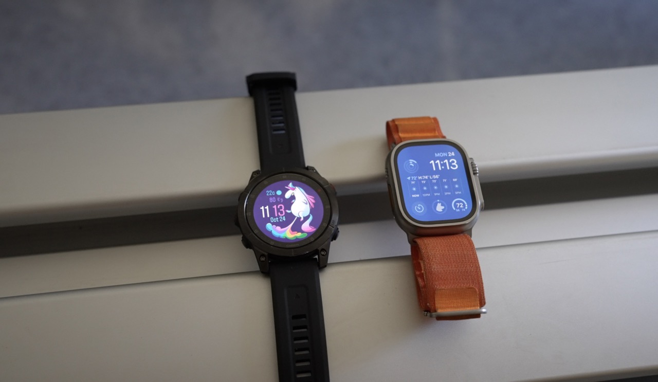 Apple Watch Ultra versus Garmin Epix display