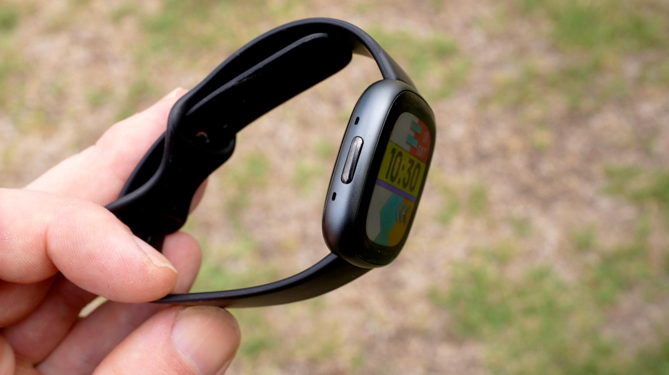 Fitbit Versa 4 review the good the bad the ugly