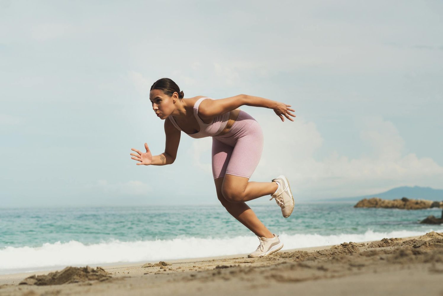 lululemon  10 trailblazing women. 6 days of running. World